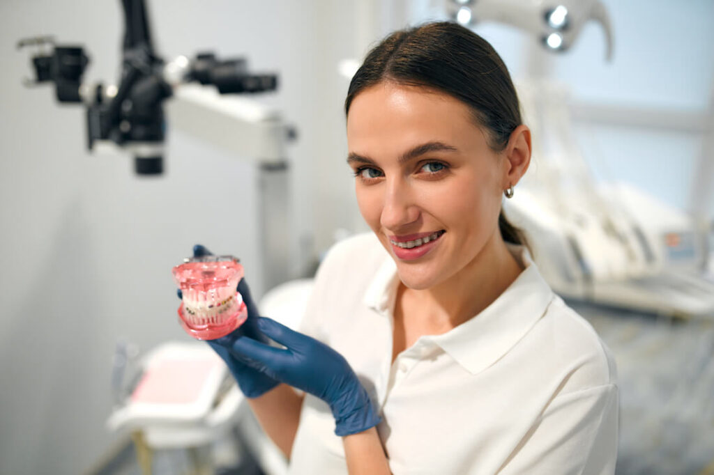 Your journey to a renewed smile - Dr. Lukas Pytlik